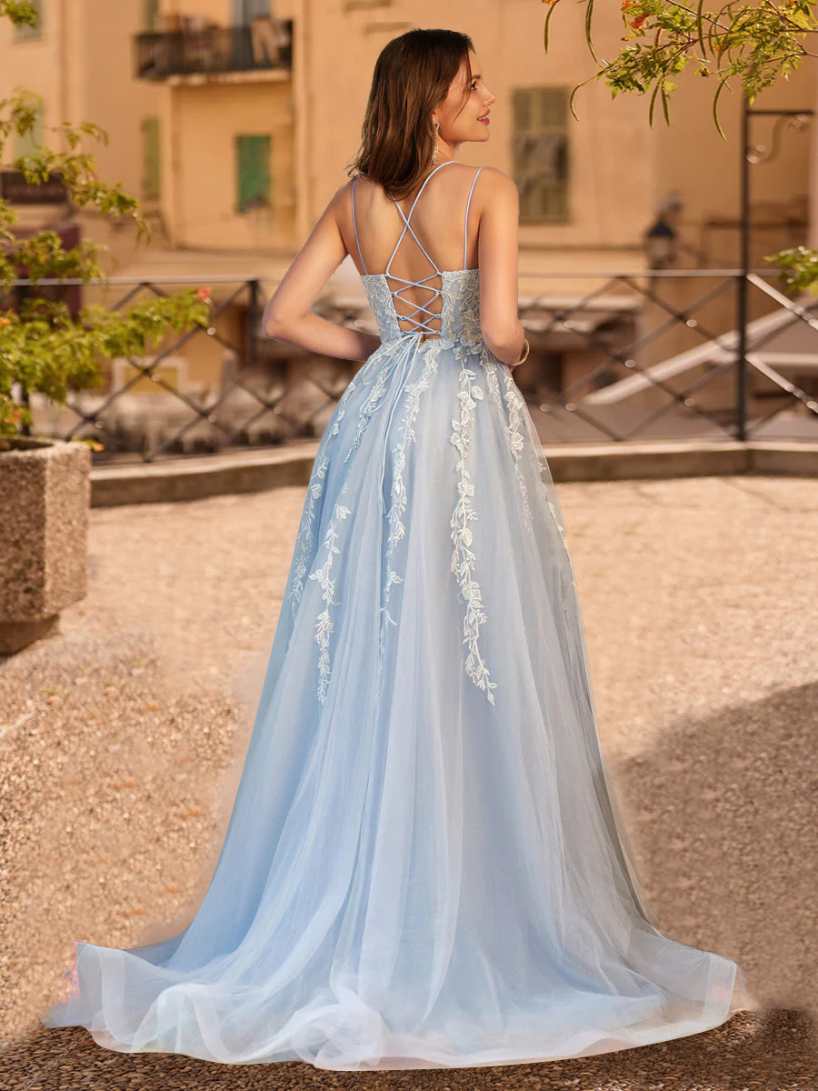 A-Line/Princess Tulle Spaghetti Straps Applique Long Prom Dresses