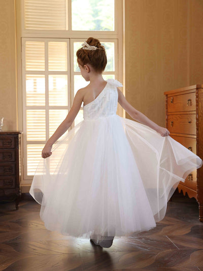 A-Line/Princess One-Shoulder Tulle Flower Girl Dresses with Pearls