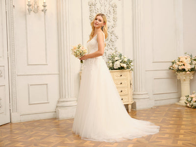 A-Line/Princess V-Neck Sleeveless Long Wedding Dresses with Appliques