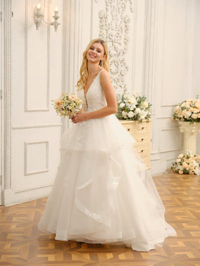 V-Neck Sleeveless Long Ball Gown Wedding Dresses with Appliques