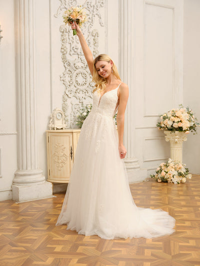 A-Line/Princess Spaghetti Straps Sleeveless Long Wedding Dresses with Appliques & Seuiqns