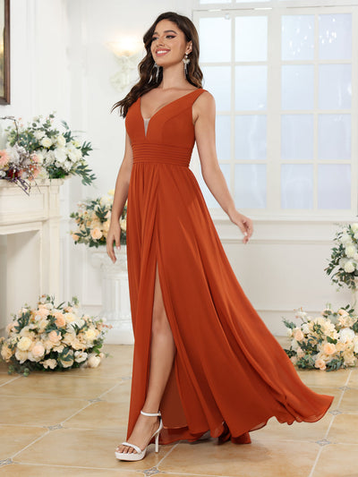 A-Line/Princess V-Neck Long Wedding Party Dresses with Split Side & Pockets